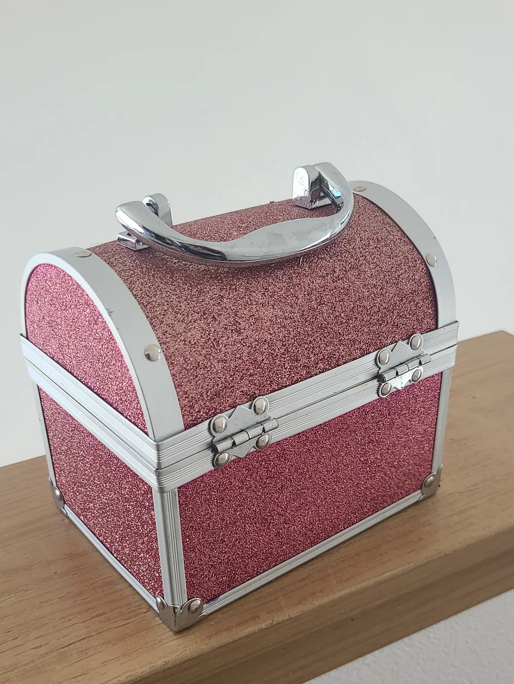 Caboodles Sparkle Jewelry Chest in Rose Pink with Silver Trim
